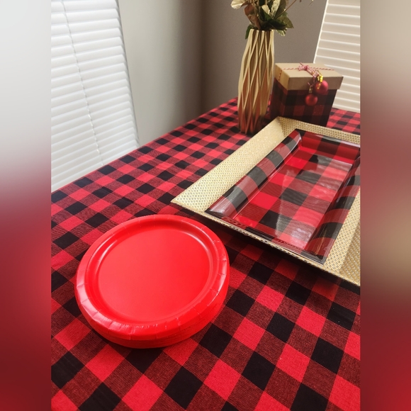 Buffalo Check Christmas Decor (8 items) - Picture 3 of 15